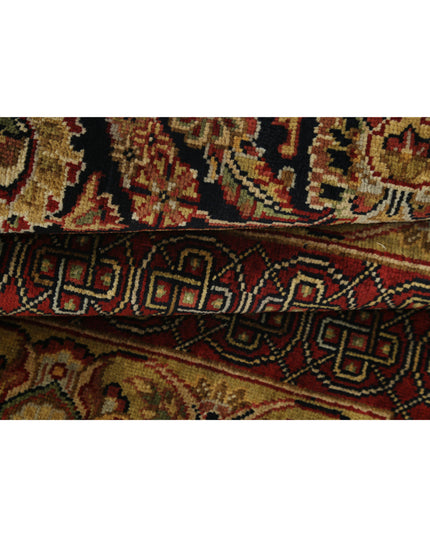 Ziegler 5' 10" X 5' 10" Hand Knotted Wool Rug 5' 10" X 5' 10" (178 X 178) / Black / Wool