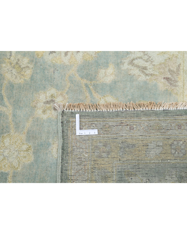 Ziegler 7' 11" X 9' 10" Hand Knotted Wool Rug 7' 11" X 9' 10" (241 X 300) / Ivory / Wool