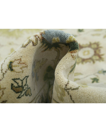 Ziegler 7' 8" X 9' 8" Hand Knotted Wool Rug 7' 8" X 9' 8" (234 X 295) / Ivory / Wool