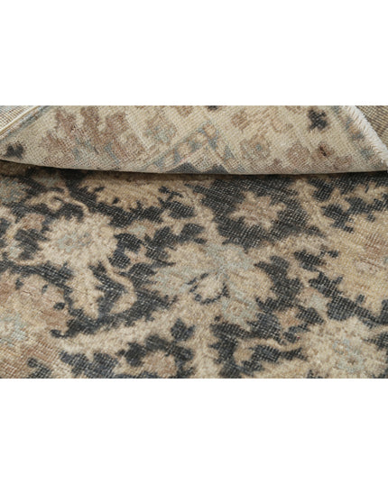 Ziegler 3' 9" X 5' 7" Hand Knotted Wool Rug 3' 9" X 5' 7" (114 X 170) / Grey / Wool