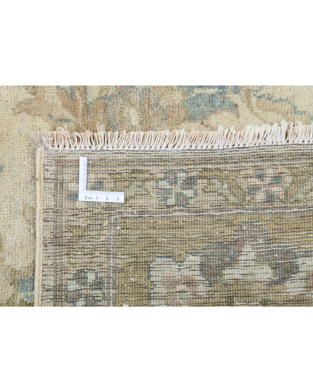 Ziegler 8' 0" X 10' 2" Hand Knotted Wool Rug 8' 0" X 10' 2" (244 X 310) / Ivory / Wool