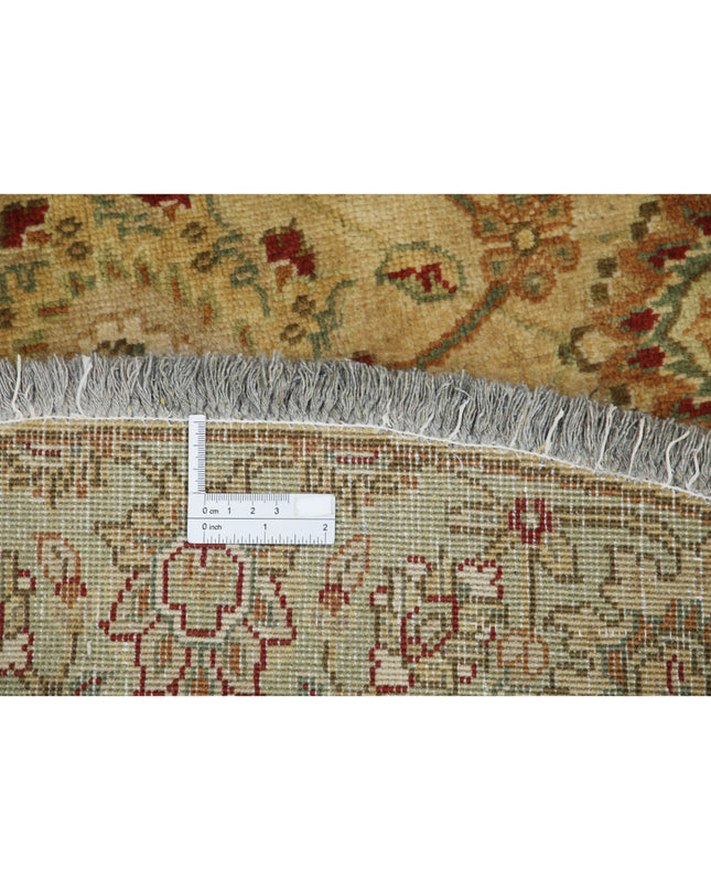 Ziegler 5' 5" X 5' 6" Hand Knotted Wool Rug 5' 5" X 5' 6" (165 X 168) / Beige / Wool