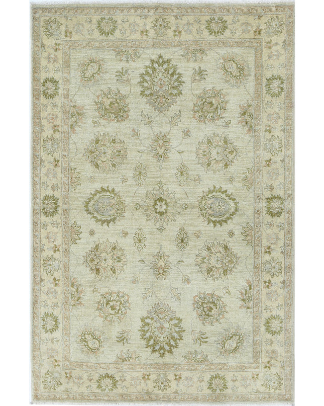 Ziegler 3' 11" X 5' 11" Hand Knotted Wool Rug 3' 11" X 5' 11" (119 X 180) / Ivory / Wool