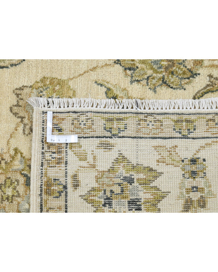 Ziegler 4' 5" X 6' 5" Hand Knotted Wool Rug 4' 5" X 6' 5" (135 X 196) / Ivory / Wool