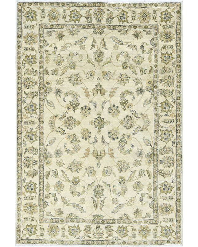 Ziegler 4' 5" X 6' 5" Hand Knotted Wool Rug 4' 5" X 6' 5" (135 X 196) / Ivory / Wool