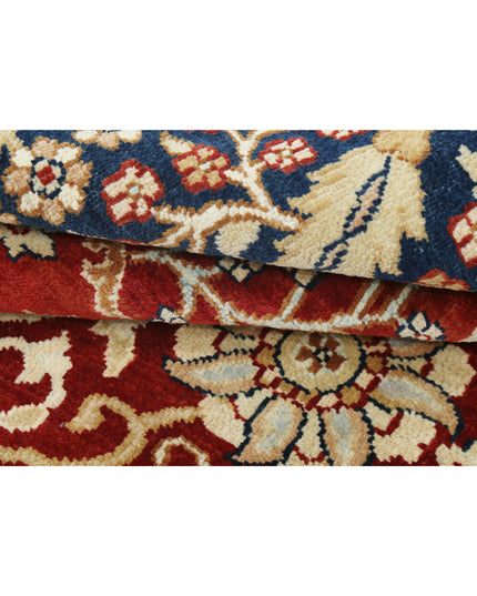 Ziegler 7' 7" X 7' 9" Hand Knotted Wool Rug 7' 7" X 7' 9" (231 X 236) / Red / Wool