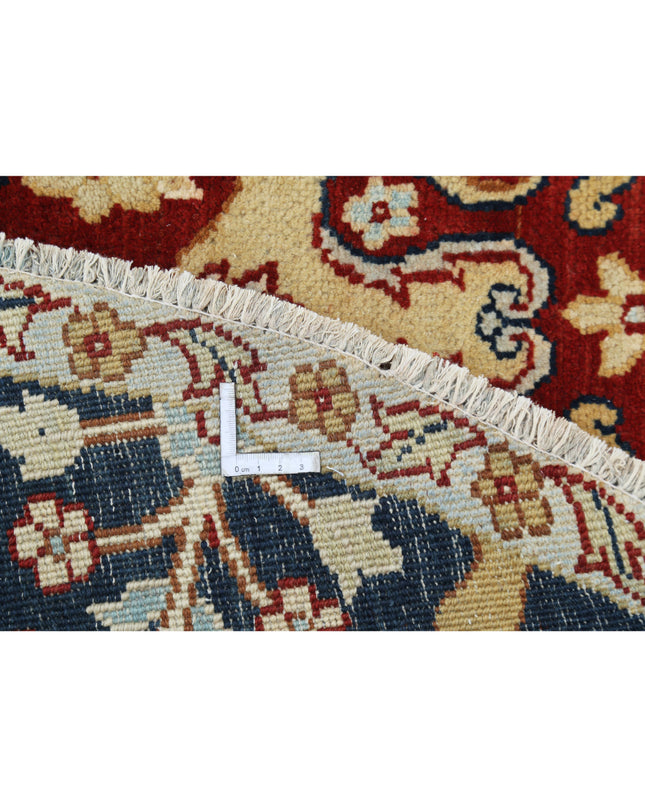 Ziegler 7' 7" X 7' 9" Hand Knotted Wool Rug 7' 7" X 7' 9" (231 X 236) / Red / Wool