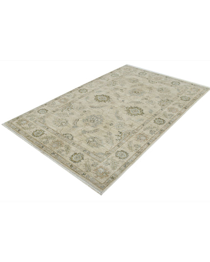 Ziegler 4' 5" X 6' 10" Hand Knotted Wool Rug 4' 5" X 6' 10" (135 X 208) / Ivory / Wool