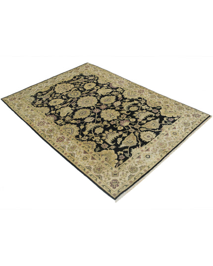 Ziegler 4' 0" X 5' 9" Hand Knotted Wool Rug 4' 0" X 5' 9" (122 X 175) / Black / Wool
