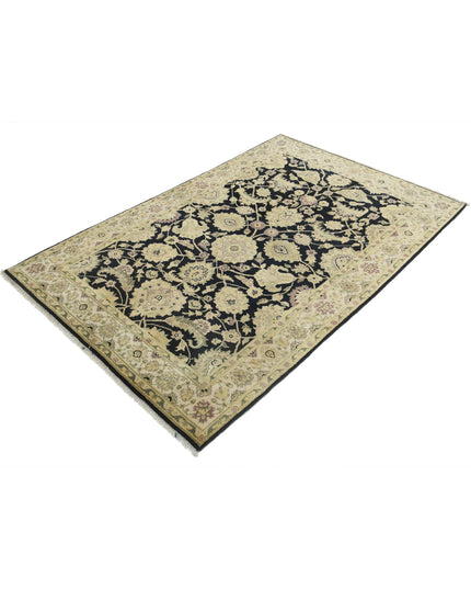 Ziegler 4' 0" X 5' 9" Hand Knotted Wool Rug 4' 0" X 5' 9" (122 X 175) / Black / Wool