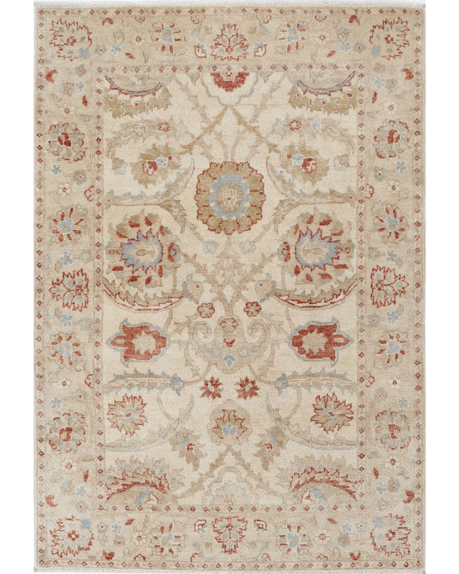 Ziegler 4' 1" X 6' 0" Hand Knotted Wool Rug 4' 1" X 6' 0" (124 X 183) / Ivory / Wool