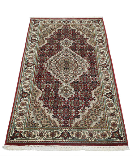Ziegler 2' 3" X 4' 5" Hand Knotted Wool Rug 2' 3" X 4' 5" (69 X 135) / Red / Wool
