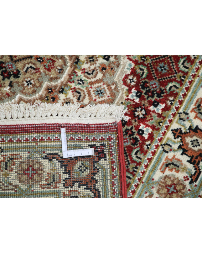 Ziegler 2' 3" X 4' 5" Hand Knotted Wool Rug 2' 3" X 4' 5" (69 X 135) / Red / Wool