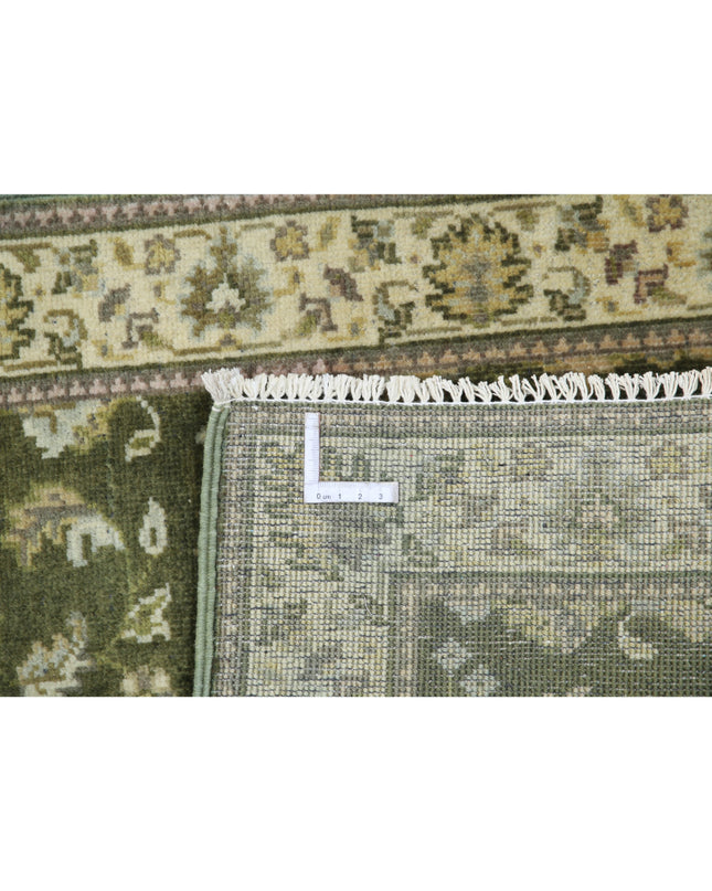 Ziegler 2' 0" X 2' 9" Hand Knotted Wool Rug 2' 0" X 2' 9" (61 X 84) / Green / Wool