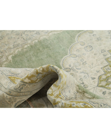 Ziegler 5' 11" X 8' 9" Hand Knotted Wool Rug 5' 11" X 8' 9" (180 X 267) / Green / Wool