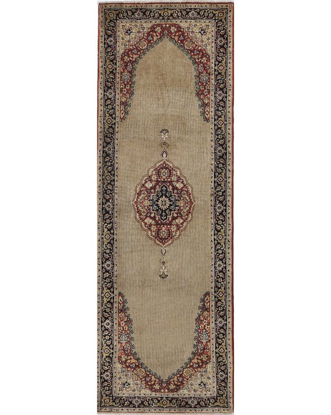 Ziegler 2' 7" X 8' 0" Hand Knotted Wool Rug 2' 7" X 8' 0" (79 X 244) / Beige / Wool