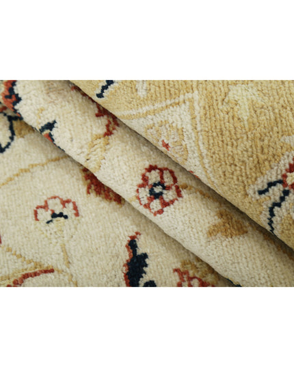 Ziegler 7' 9" X 9' 5" Hand Knotted Wool Rug 7' 9" X 9' 5" (236 X 287) / Ivory / Wool
