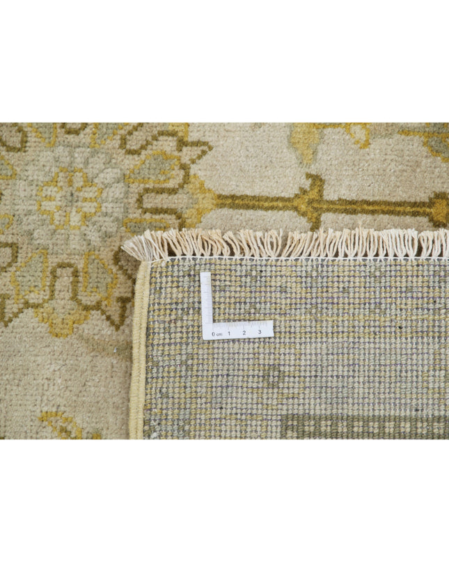 Ziegler 7' 9" X 9' 9" Hand Knotted Wool Rug 7' 9" X 9' 9" (236 X 297) / Beige / Wool