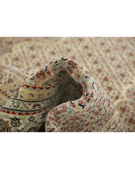 Ziegler 6' 5" X 9' 9" Hand Knotted Wool Rug 6' 5" X 9' 9" (196 X 297) / Ivory / Wool