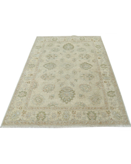 Ziegler 4' 4" X 6' 4" Hand Knotted Wool Rug 4' 4" X 6' 4" (132 X 193) / Ivory / Wool