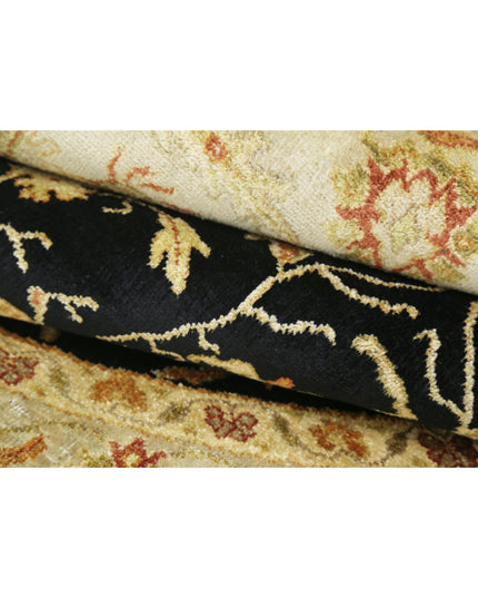 Ziegler 5' 10" X 5' 11" Hand Knotted Wool Rug 5' 10" X 5' 11" (178 X 180) / Black / Wool