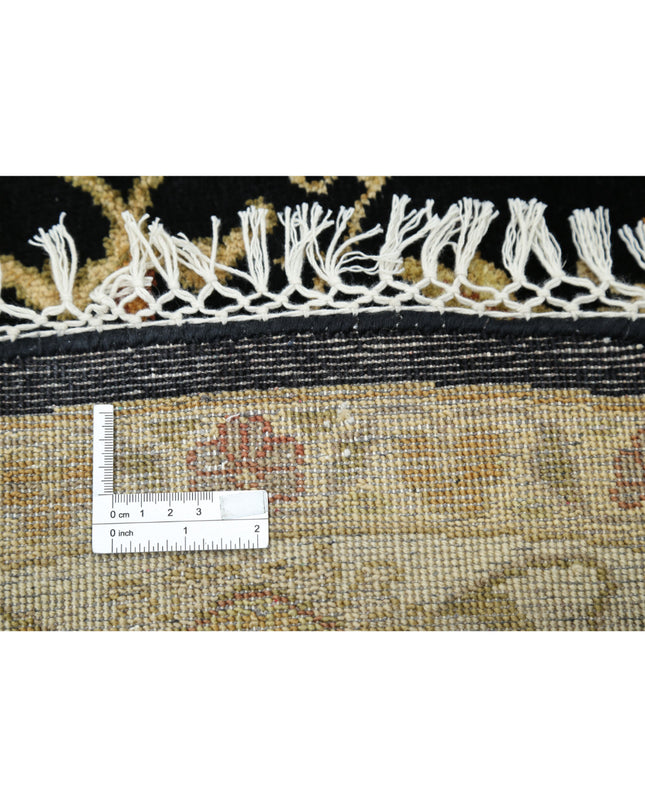 Ziegler 5' 10" X 5' 11" Hand Knotted Wool Rug 5' 10" X 5' 11" (178 X 180) / Black / Wool