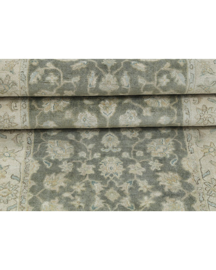 Ziegler 2' 7" X 9' 11" Hand Knotted Wool Rug 2' 7" X 9' 11" (79 X 302) / Grey / Wool