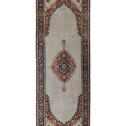 Ziegler 2' 3" X 6' 7" Hand Knotted Wool Rug 2' 3" X 6' 7" (69 X 201) / Grey / Wool