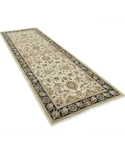 Ziegler 4' 0" X 11' 6" Hand Knotted Wool Rug 4' 0" X 11' 6" (122 X 351) / Ivory / Wool