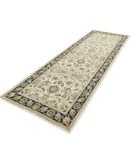 Ziegler 4' 0" X 11' 6" Hand Knotted Wool Rug 4' 0" X 11' 6" (122 X 351) / Ivory / Wool