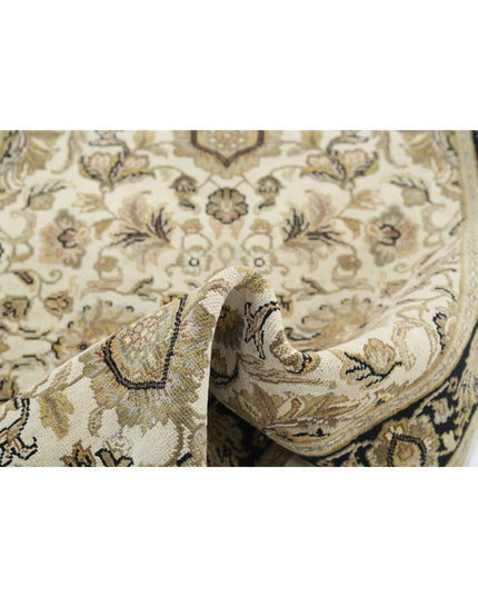 Ziegler 4' 0" X 11' 6" Hand Knotted Wool Rug 4' 0" X 11' 6" (122 X 351) / Ivory / Wool