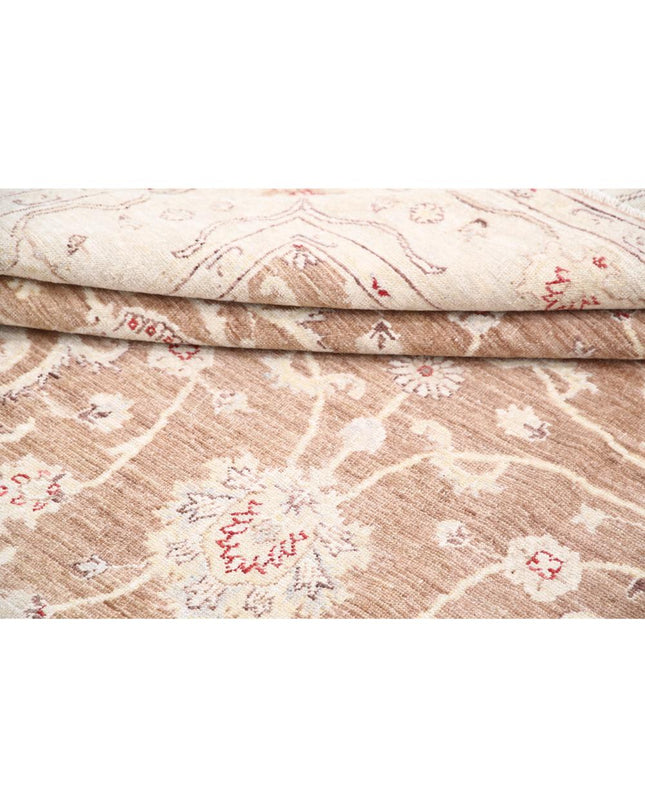 Ziegler 6' 0" X 8' 9" Hand Knotted Wool Rug 6' 0" X 8' 9" (183 X 267) / Taupe / Wool