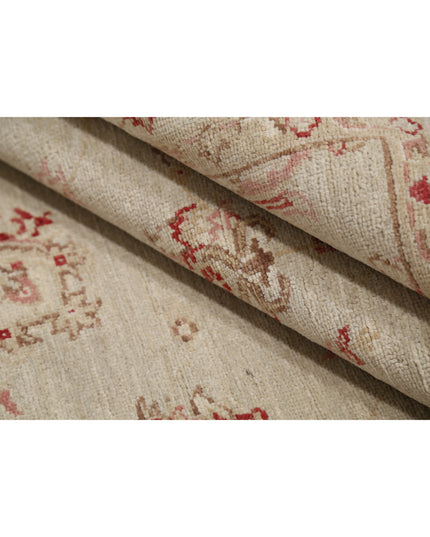 Ziegler 3' 11" X 5' 8" Hand Knotted Wool Rug 3' 11" X 5' 8" (119 X 173) / Ivory / Wool
