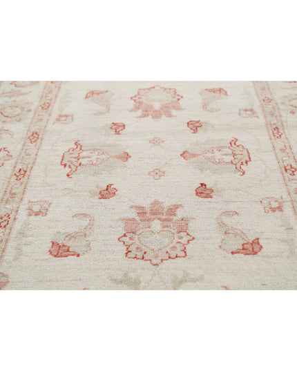 Ziegler 2' 9" X 3' 9" Hand Knotted Wool Rug 2' 9" X 3' 9" (84 X 114) / Ivory / Wool