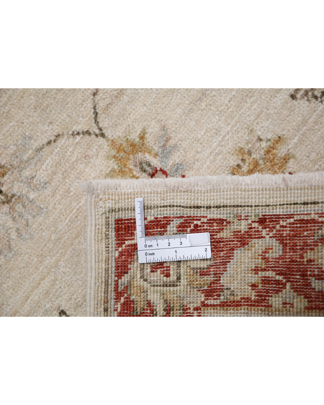 Ziegler 2' 0" X 4' 1" Hand Knotted Wool Rug 2' 0" X 4' 1" (61 X 124) / Ivory / Wool