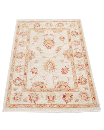 Ziegler 2' 8" X 3' 10" Hand Knotted Wool Rug 2' 8" X 3' 10" (81 X 117) / Ivory / Wool