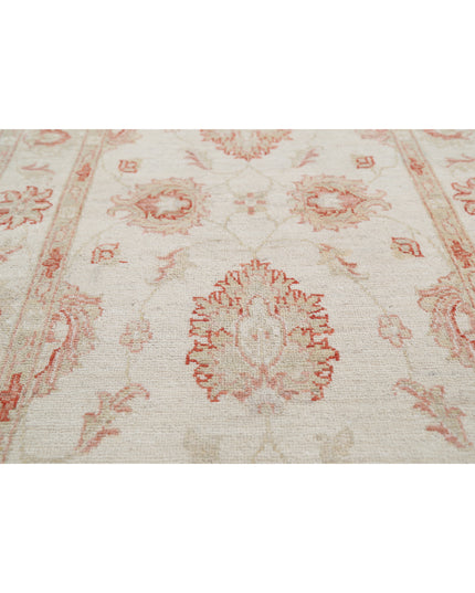 Ziegler 2' 7" X 4' 3" Hand Knotted Wool Rug 2' 7" X 4' 3" (79 X 130) / Ivory / Wool