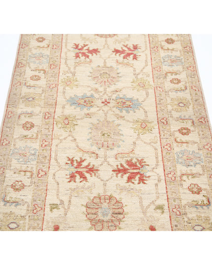 Ziegler 2' 7" X 8' 2" Hand Knotted Wool Rug 2' 7" X 8' 2" (79 X 249) / Ivory / Wool