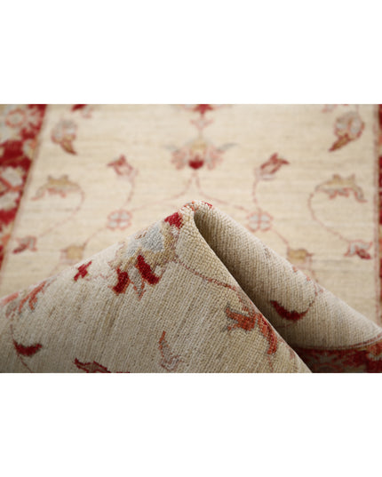 Ziegler 2' 7" X 8' 4" Hand Knotted Wool Rug 2' 7" X 8' 4" (79 X 254) / Ivory / Wool