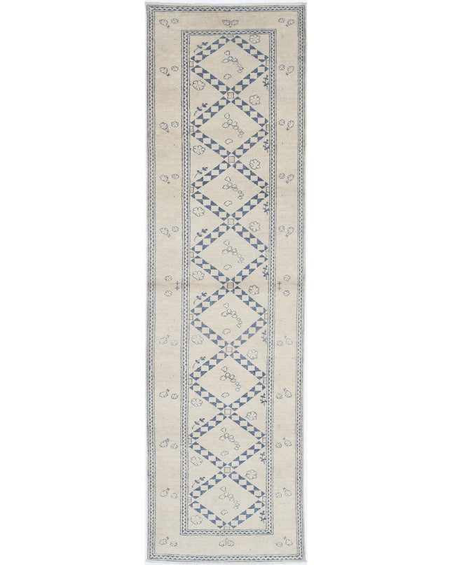 Ziegler 2' 6" X 9' 11" Hand Knotted Wool Rug 2' 6" X 9' 11" (76 X 302) / Ivory / Wool