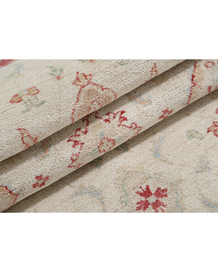 Ziegler 2' 6" X 7' 10" Hand Knotted Wool Rug 2' 6" X 7' 10" (76 X 239) / Ivory / Wool