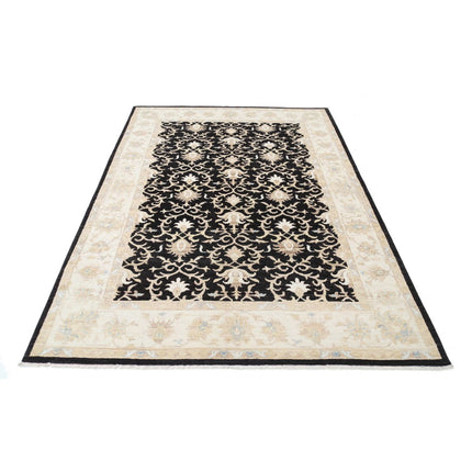 Ziegler 5' 7" X 7' 10" Wool Hand-Knotted Rug 5' 7" X 7' 10" (170 X 239) / Black / Ivory
