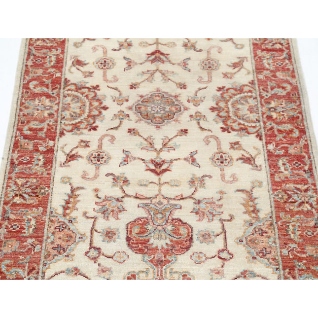 Ziegler 2' 8" X 6' 0" Wool Hand-Knotted Rug 2' 8" X 6' 0" (81 X 183) / Ivory / Red