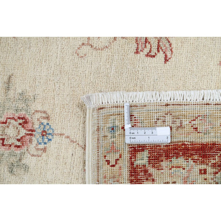 Serenity 4' 10" X 6' 5" Wool Hand-Knotted Rug 4' 10" X 6' 5" (147 X 196) / Ivory / Red